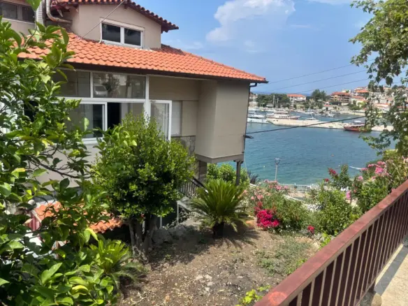 Building In Sithonia, Greece (130 M²)