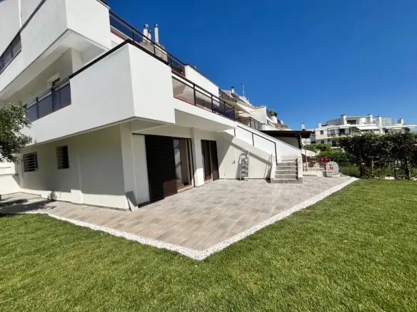 Maisonette In Panorama, Greece (185 M²)