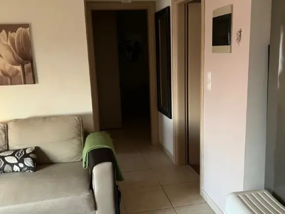 Flat In Menemeni, Greece (70 M²)