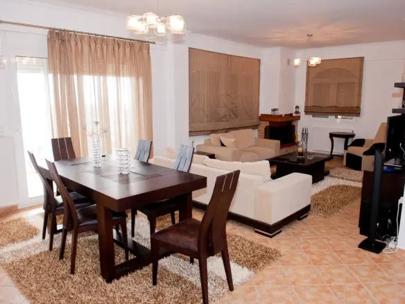Complex In Poligiros, Greece (800 M²)