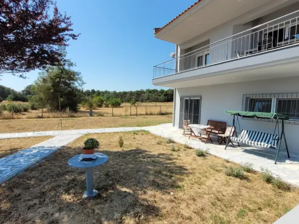 4-bedroom Detached House In Thermi, Greece (320 M²)