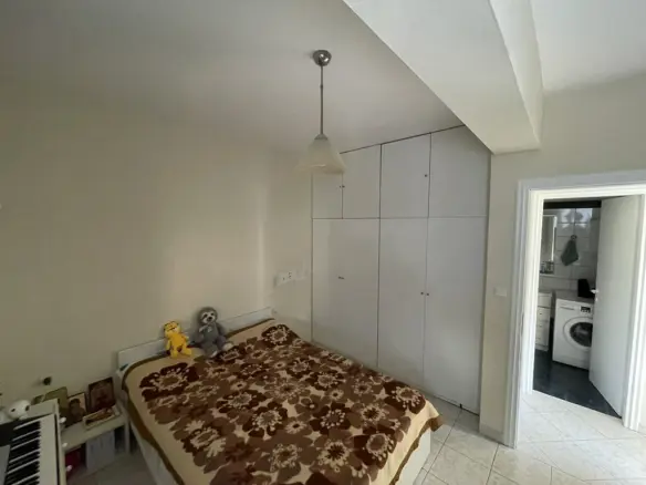 Building In Eleitheres, Greece (240 M²)