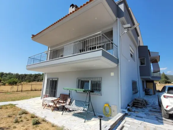 4-bedroom Detached House In Thermi, Greece (320 M²)