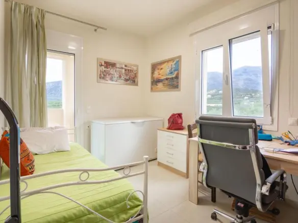 Apartment Of 100 M² In Madrid