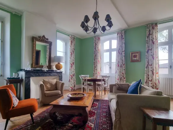 6-bedroom Town House In Mirepoix, France (508 M²)