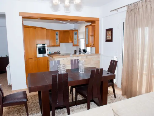 Complex In Poligiros, Greece (800 M²)