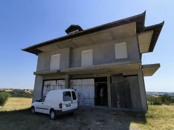 3-bedroom Detached House In Elafina, Greece (238 M²)