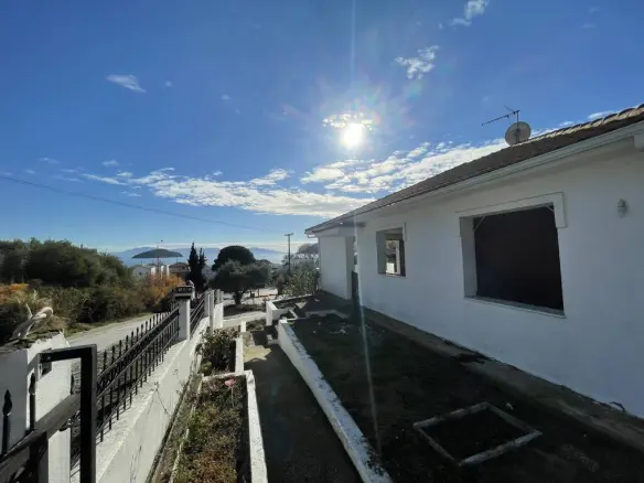 Building In Eleitheres, Greece (240 M²)