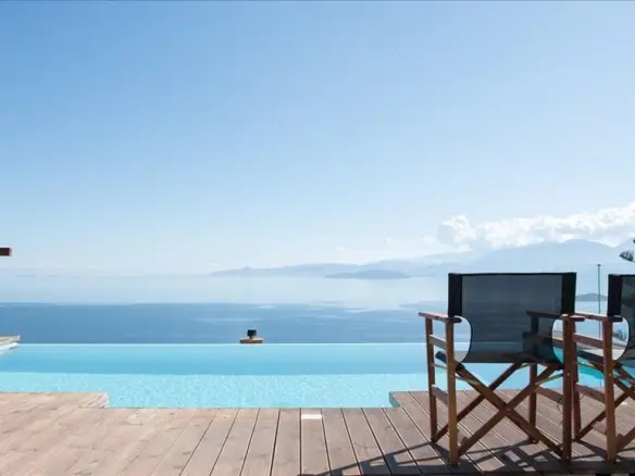 Villa In Agios Nikolaos, Greece (518 M²)