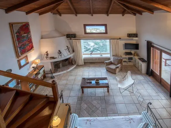 Villa In Agios Nikolaos, Greece (518 M²)