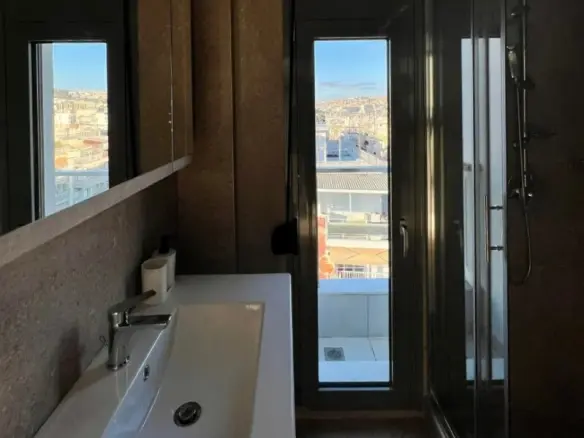 1-bedroom Flat In Center Of Thessaloniki, Greece (45 M²)