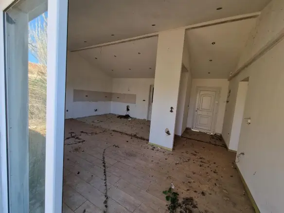 2-bedroom Maisonette In Corfu, Greece (198 M²)
