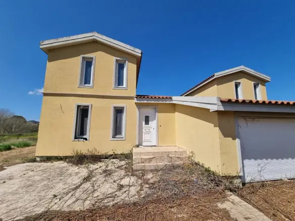 2-bedroom Maisonette In Corfu, Greece (198 M²)