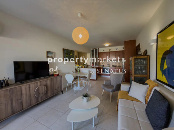 Apartment Of 122 M² In Athens