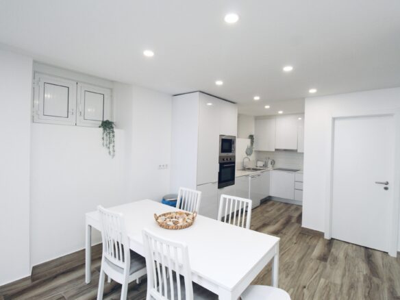 Input: “charming 2 Bedroom Apartment For Sale In Olhão, Algarve, With Balcony And Sea Views”
