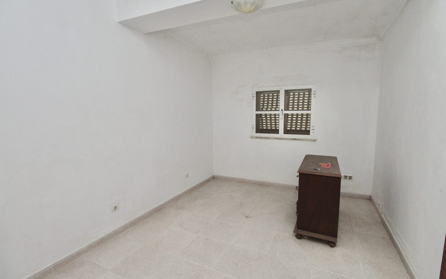Grande Moradia T5 – Vista Mar Em Terreno Urbano Perto Da Fuzeta