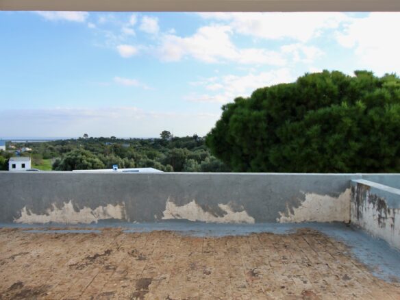 Grande Moradia T5 – Vista Mar Em Terreno Urbano Perto Da Fuzeta