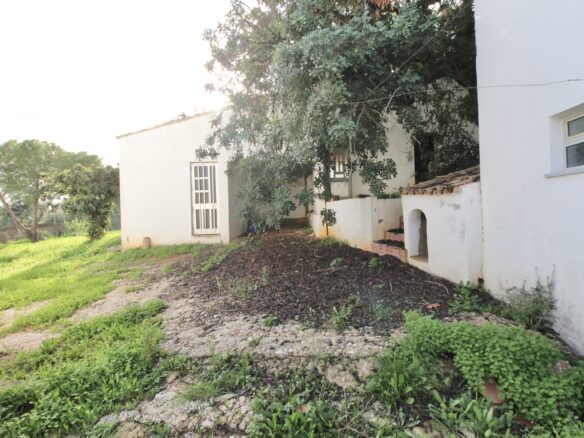 Grande Moradia T5 – Vista Mar Em Terreno Urbano Perto Da Fuzeta
