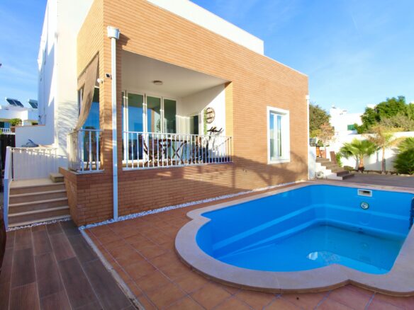 Apartment Of 100 M² In Madrid