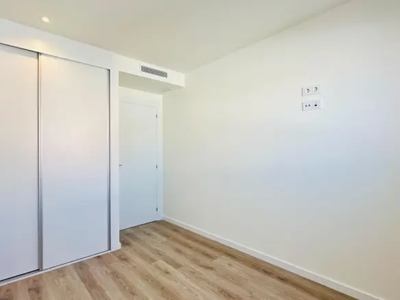 3-bedroom Apartment In Finestrat, Spain (194 M²)