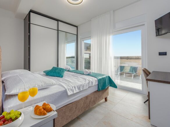 A Beautiful Villa With A Pool Near Zadar