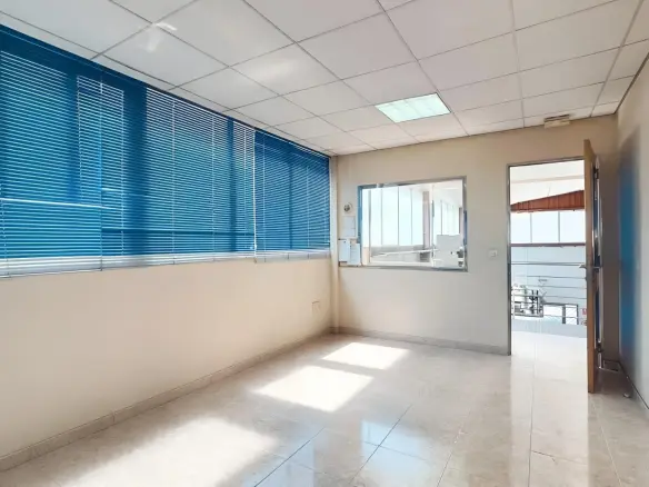 Industrial Unit In Finestrat, Spain (352 M²)