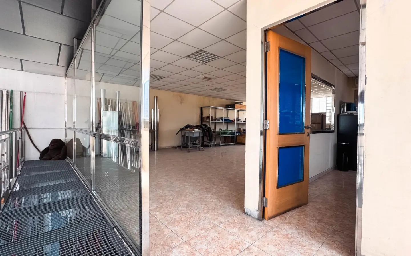 Industrial Unit In Finestrat, Spain (352 M²)