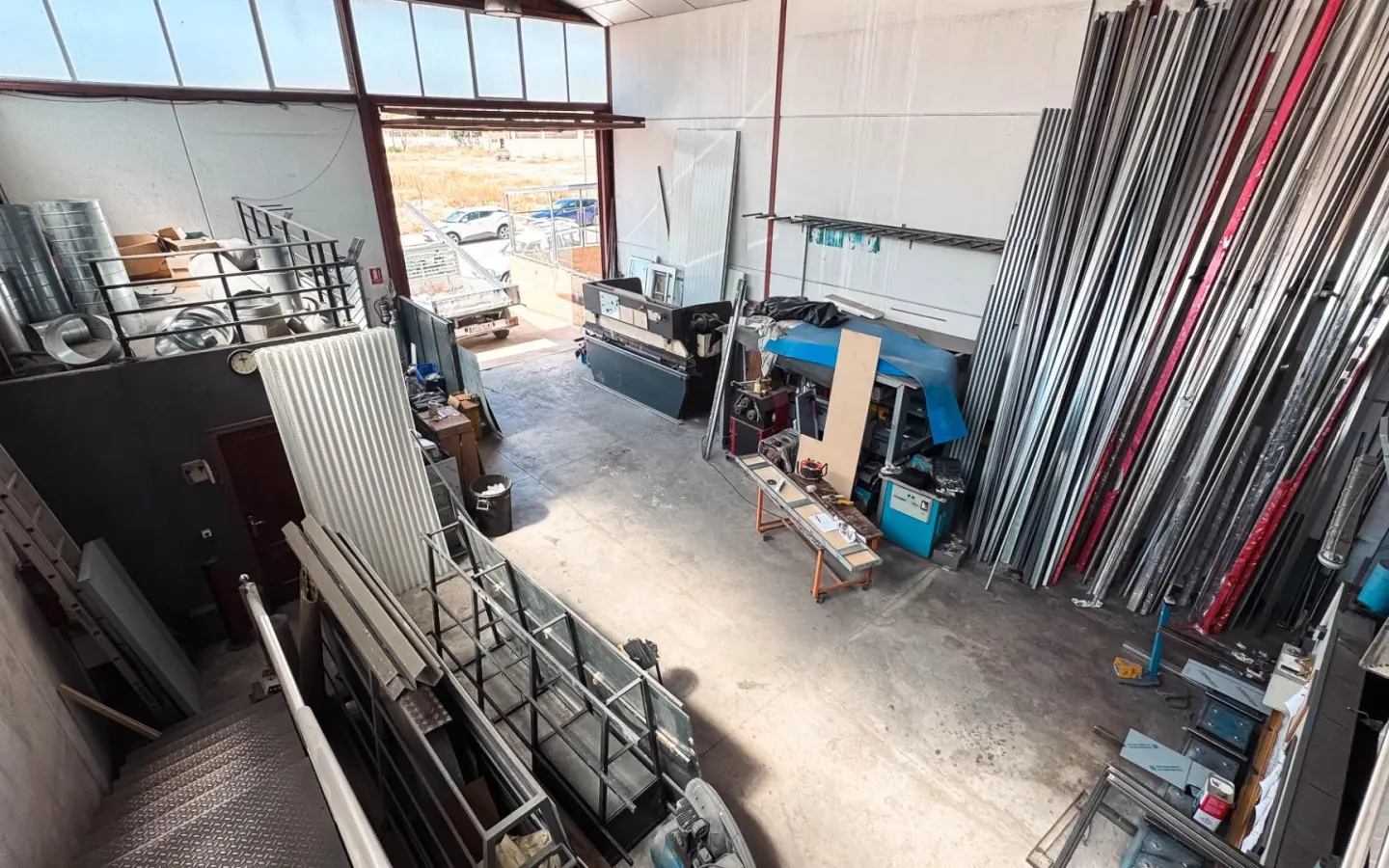 Industrial Unit In Finestrat, Spain (352 M²)