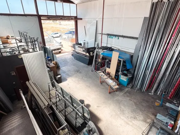 Industrial Unit In Finestrat, Spain (352 M²)