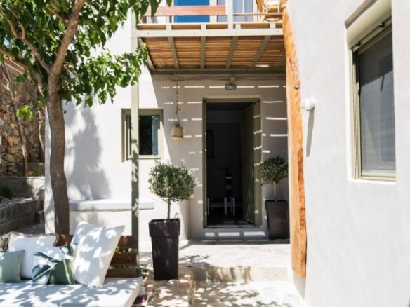 Villa Of 500 M² With Sea View In Fragokastello, Crete