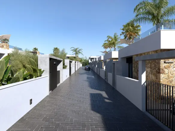 3-bedroom Villa In Rojales, Spain (178 M²)
