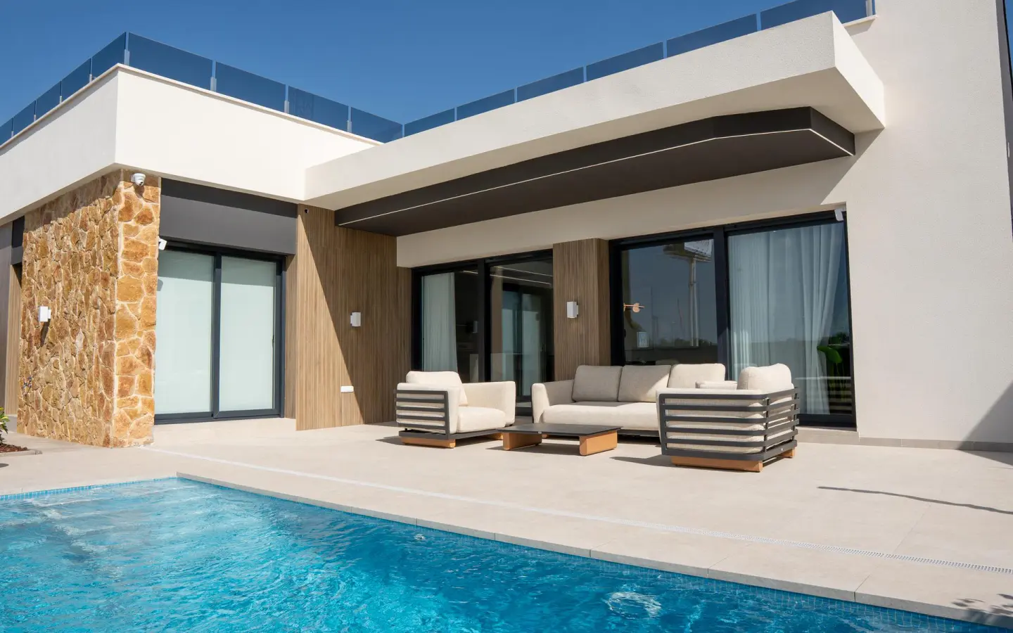Villa Of 178 M² In Rojales, Spain