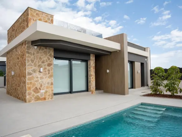 3-bedroom Villa In Rojales, Spain (167 M²)