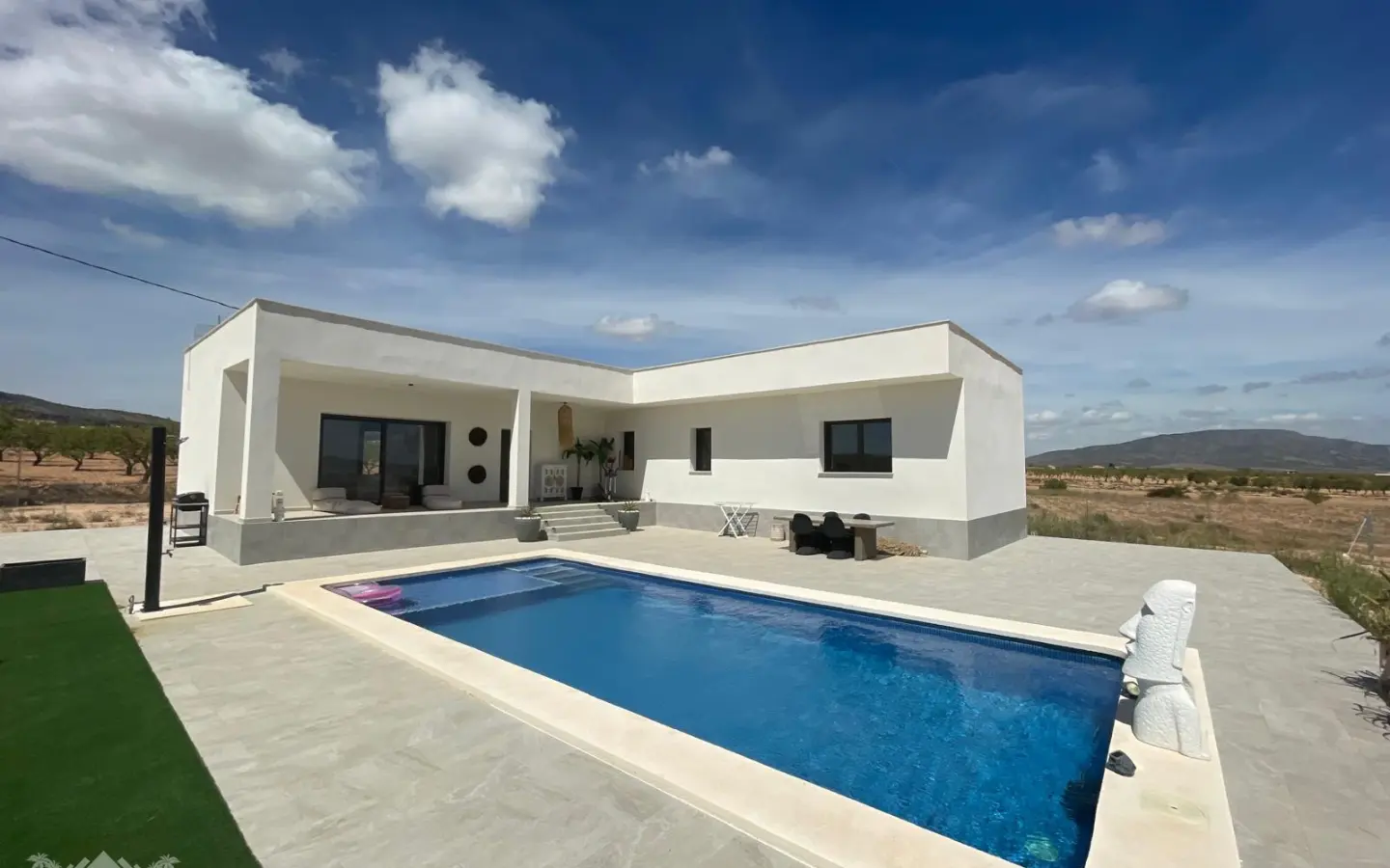 Townhouse 167 M² In Pinoso, Spain