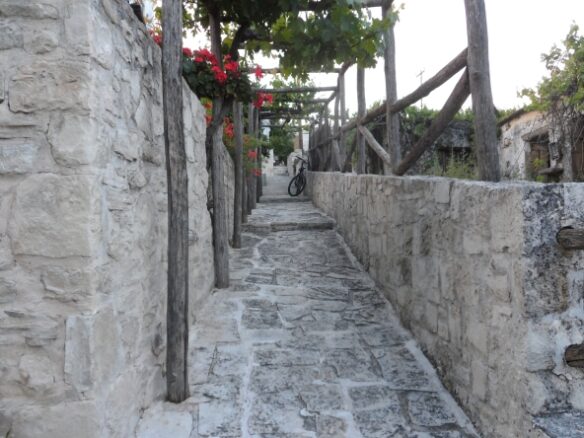 Excellent Property In Sarcho Village, Heraklion Crete.