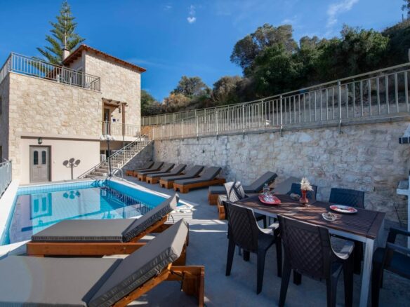 Maroulas – Rethymno Complex Of Three Independent Villas For Sale.