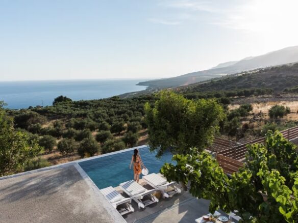 Villa Of 500 M² With Sea View In Fragokastello, Crete
