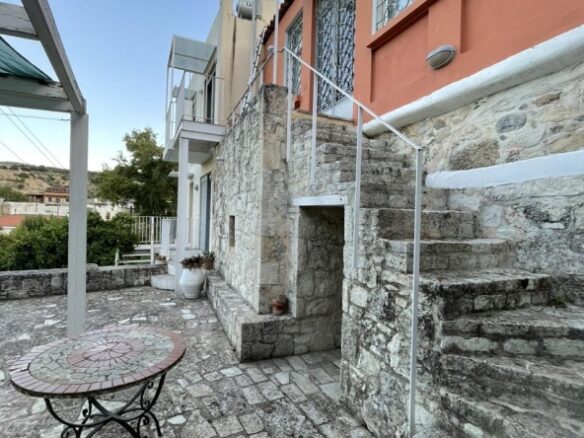 Excellent Property In Sarcho Village, Heraklion Crete.