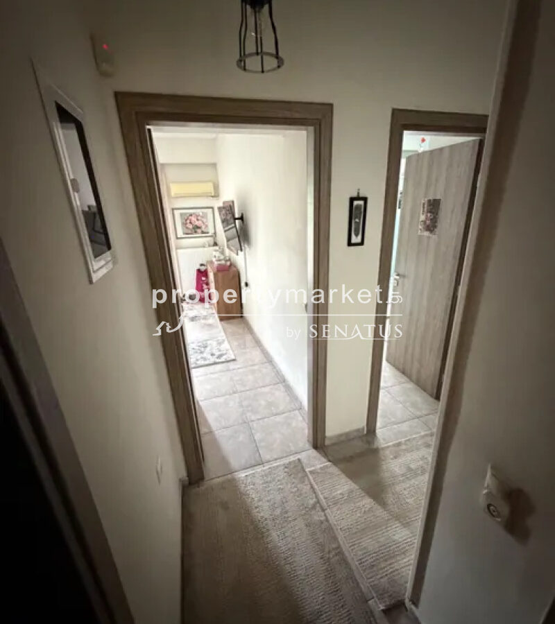 Apartment Of 125 M² With Garden In Athens