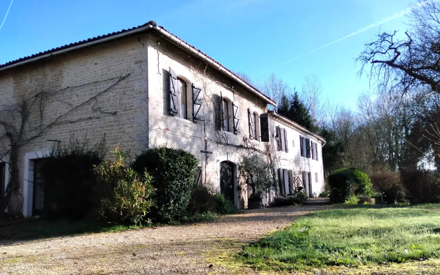 Historic Water Mill Of 10000 M² With Pool In No Near Neighbours