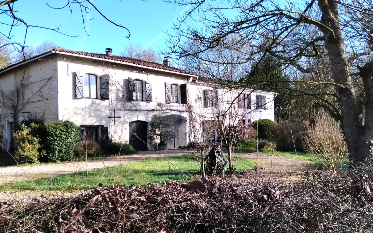 Historic Water Mill Of 10000 M² With Pool In No Near Neighbours