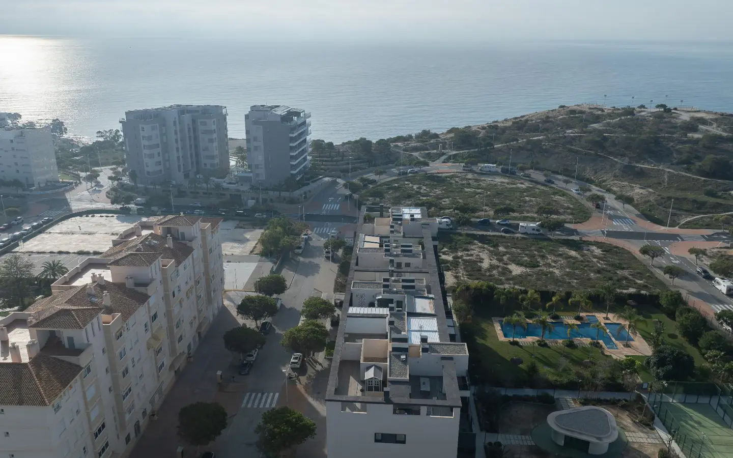 Commercial Unit 122 M² In Villajoyosa, Spain