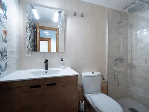 2-bedroom Apartment In Villajoyosa, Spain (76 M²)