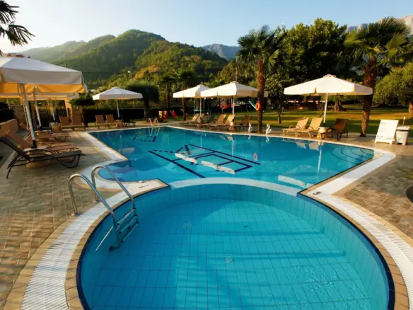 Hotel In Thasos, Greece (837 M²)