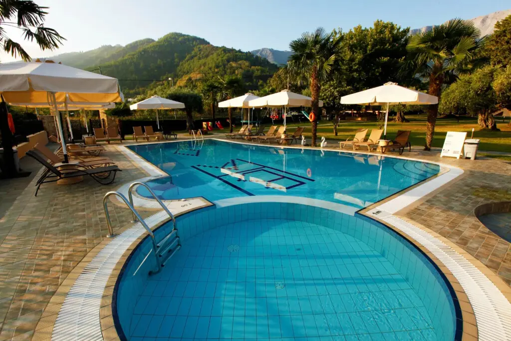Hotel In Thasos, Greece (837 M²)
