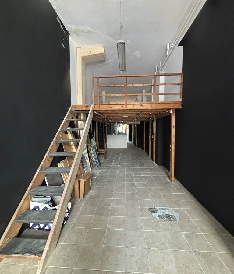 Business In Gazi – Metaxourgio – Votanikos, Greece (125 M²)
