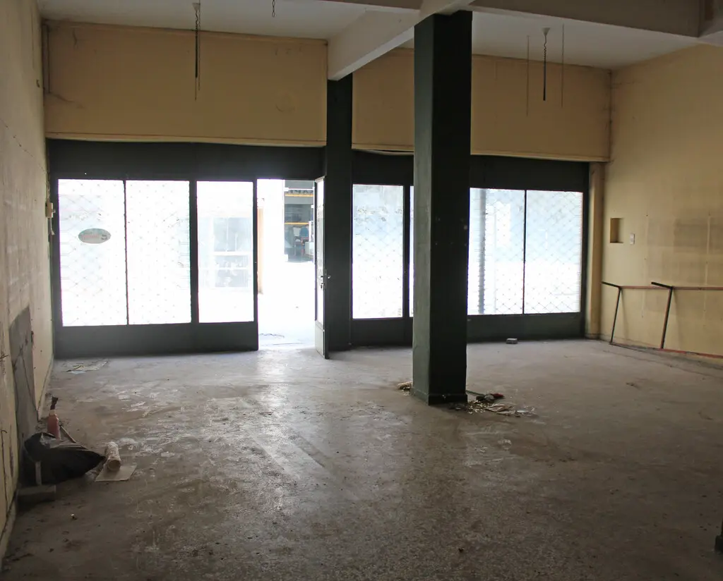 Building In Katerini, Greece (600 M²)