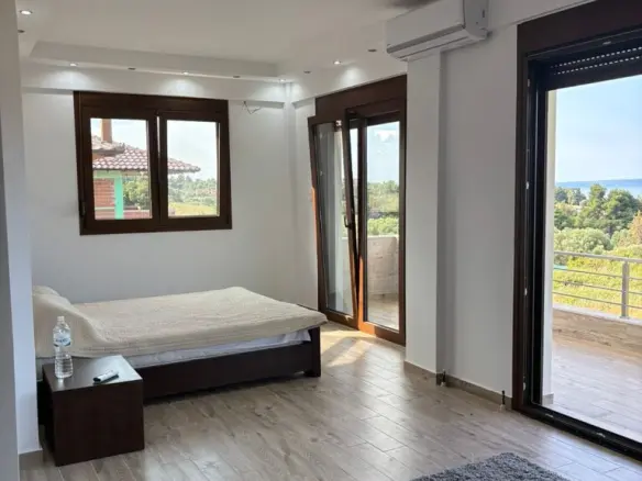 3-bedroom Detached House In Kassandra, Greece (160 M²)