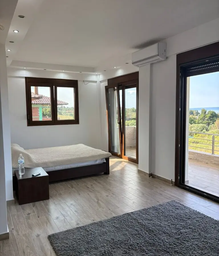 3-bedroom Detached House In Kassandra, Greece (160 M²)