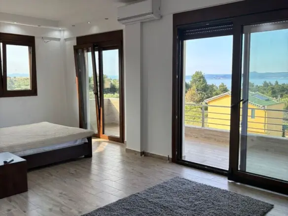 3-bedroom Detached House In Kassandra, Greece (160 M²)